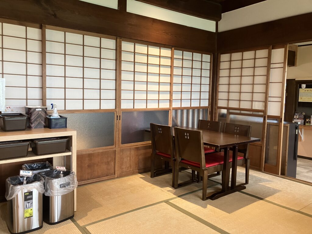 まるごと知多 チータープリン カフェスペース