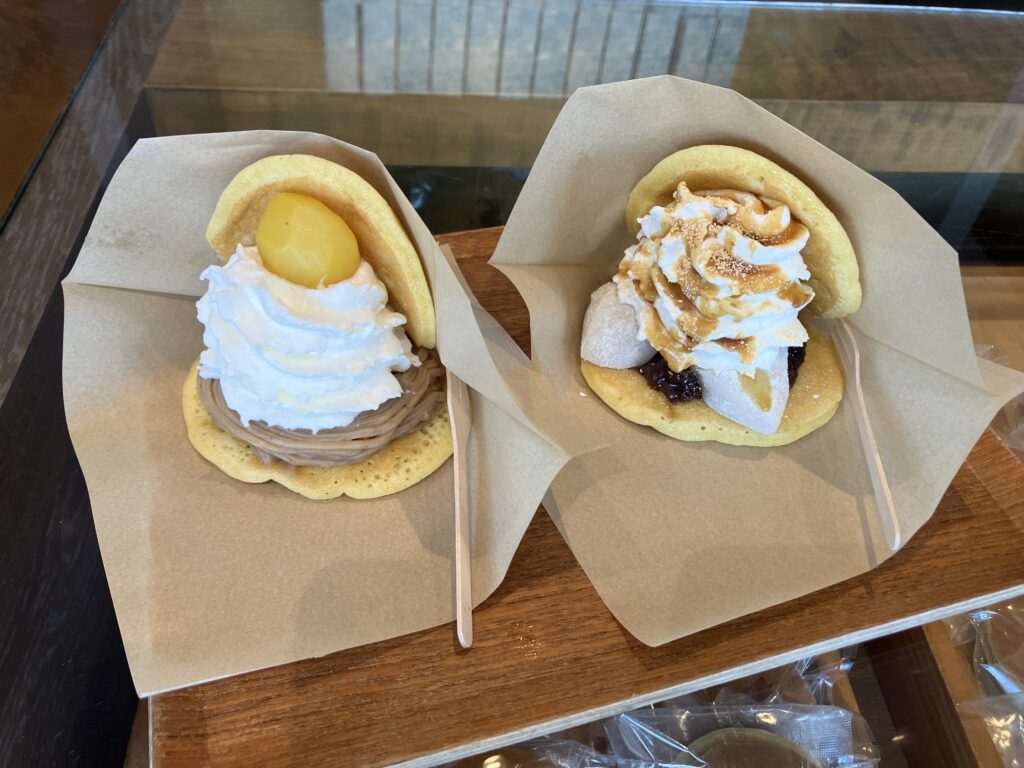 海のドラゴン 生クリーム甘栗モンブランどら焼き 生クリーム餅入り黒蜜きな粉どら焼き